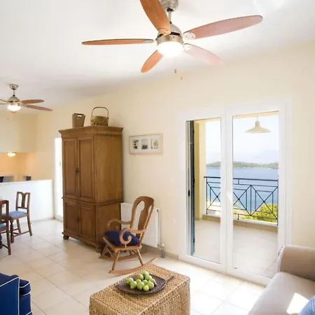 Della Luna W/t Pool Villa Nydri (Lefkada)