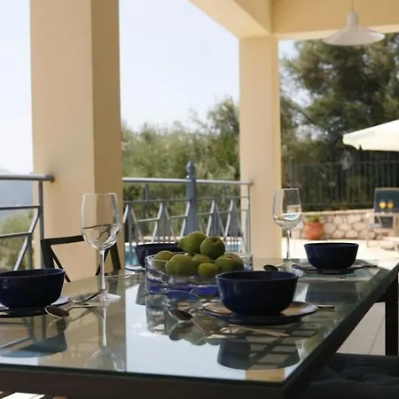 Della Luna W/t Pool Villa Nydri (Lefkada)